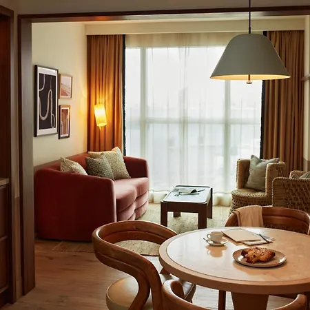 Ξενοδοχείο The Hoxton, Poblenou 4*
