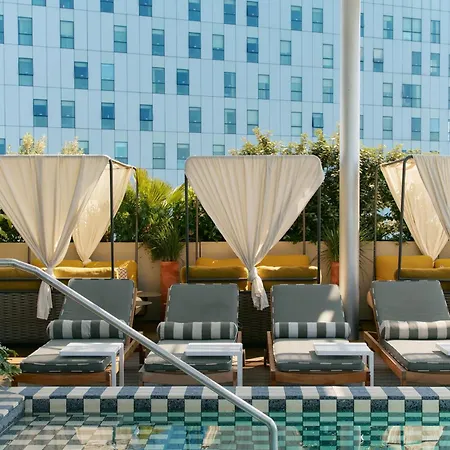 ホテル The Hoxton, Poblenou