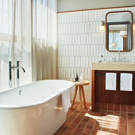 The Hoxton, Poblenou Hotel 4*