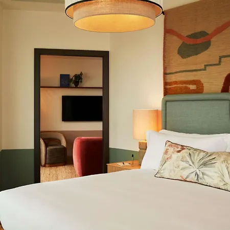 The Hoxton, Poblenou 4*