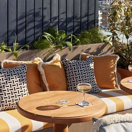 The Hoxton, Poblenou 4*