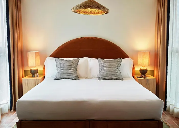 The Hoxton, Poblenou 4*