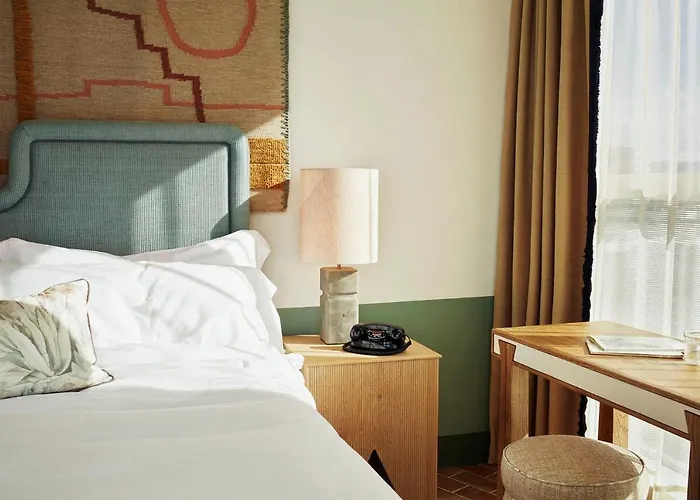 Hotel The Hoxton, Poblenou 4*