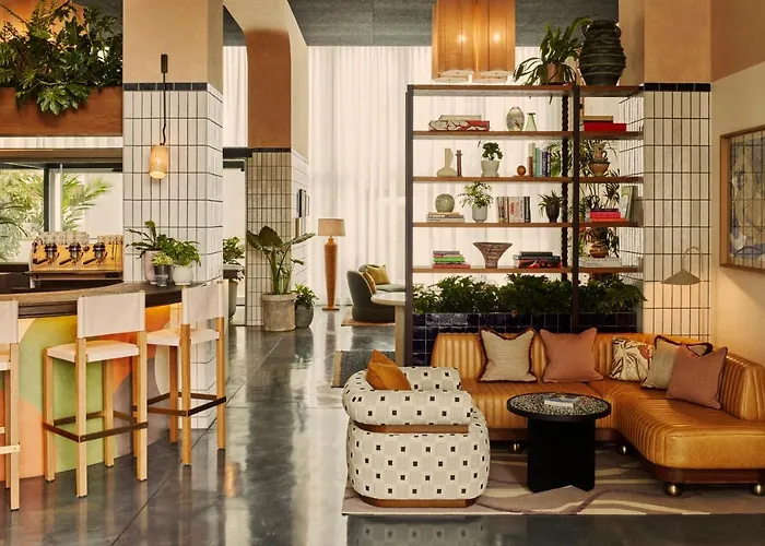 Hotell The Hoxton, Poblenou 4*